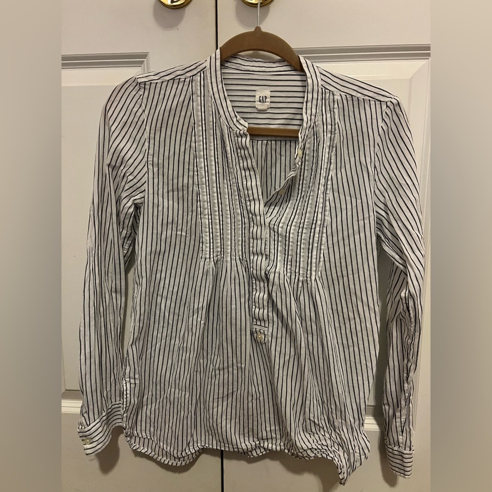 Gap long sleeve shirt/blouse